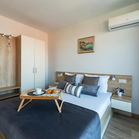 Katerkovi 2* Szozopol